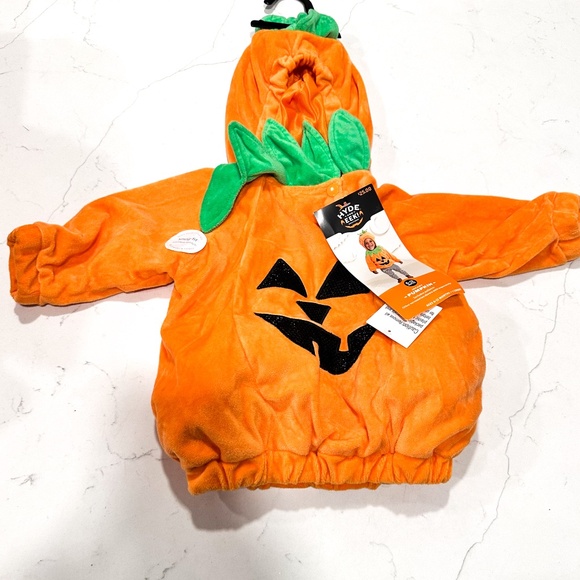 NEW Infant Plush Pumpkin Costume With Hood Size 6-12 mo Originally $25  Pullover - Picture 1 of 6